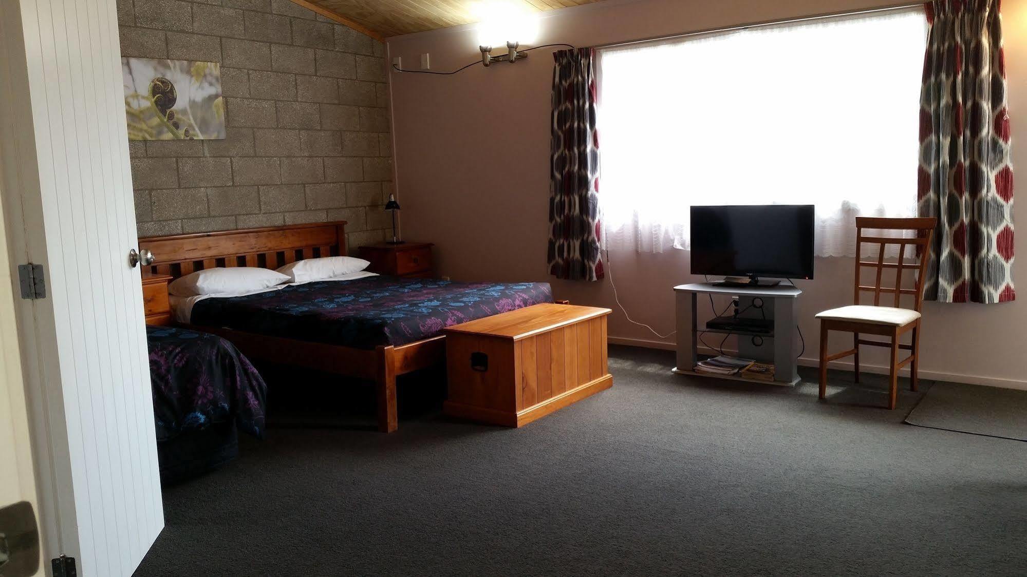 Abbey Court Motel Coromandel Buitenkant foto