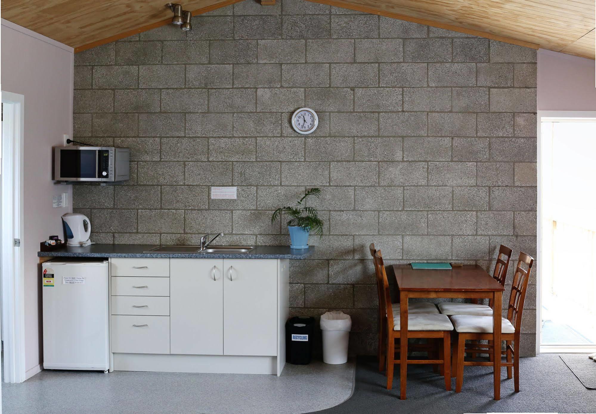 Abbey Court Motel Coromandel Buitenkant foto