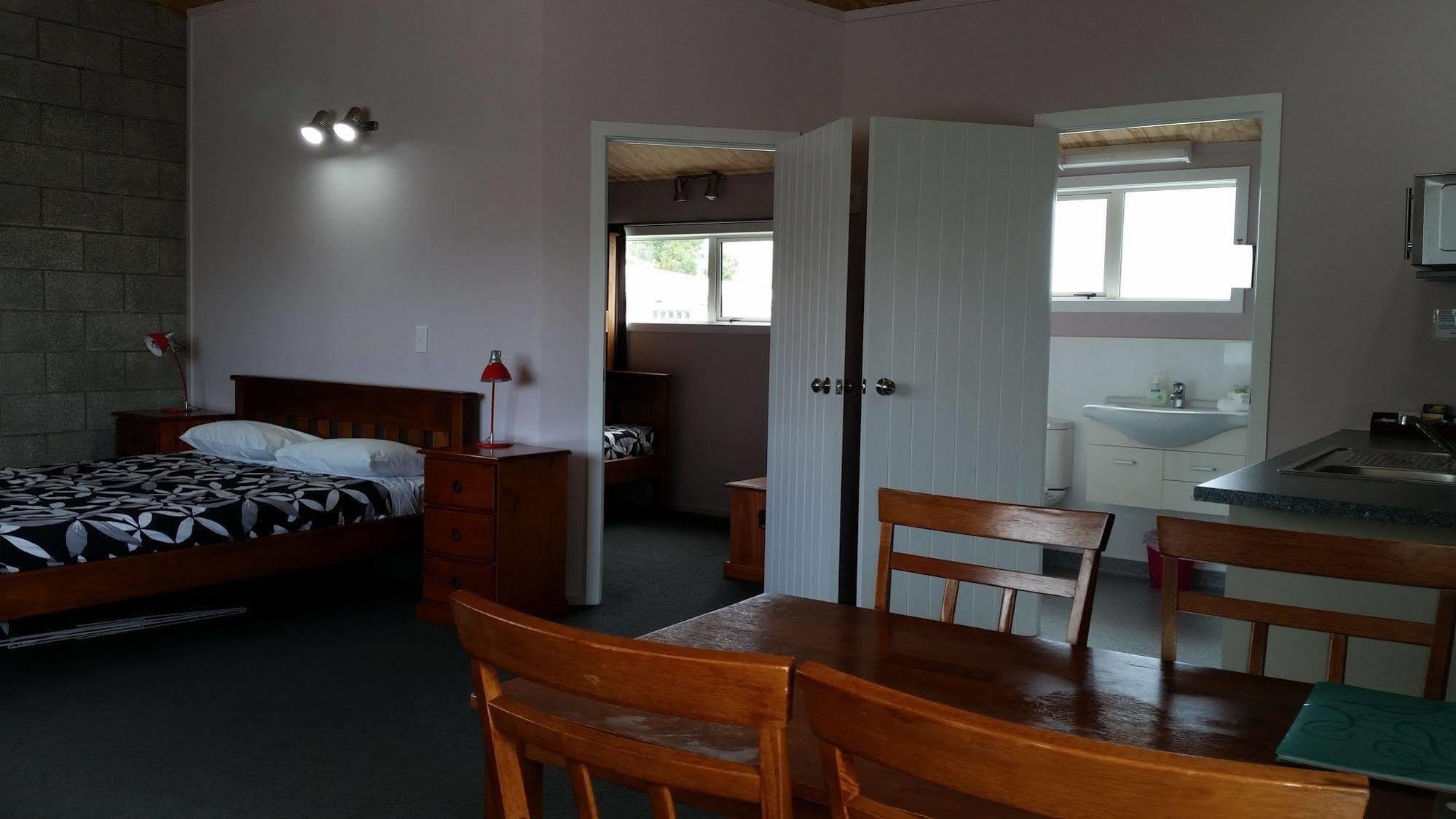 Abbey Court Motel Coromandel Buitenkant foto